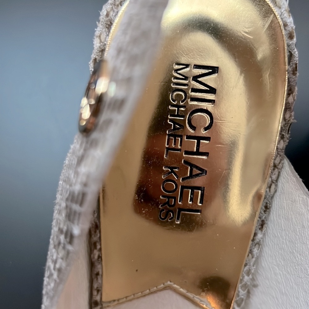 Michael Michael Kors Snakeskin Open Toe Heels Siz… - image 4